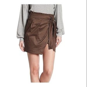 NWOT Know One Cares Tie-Waist Paper Bag Skirt